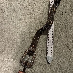 Brown Rhinestone Embellished Women’s Western-Style Belt